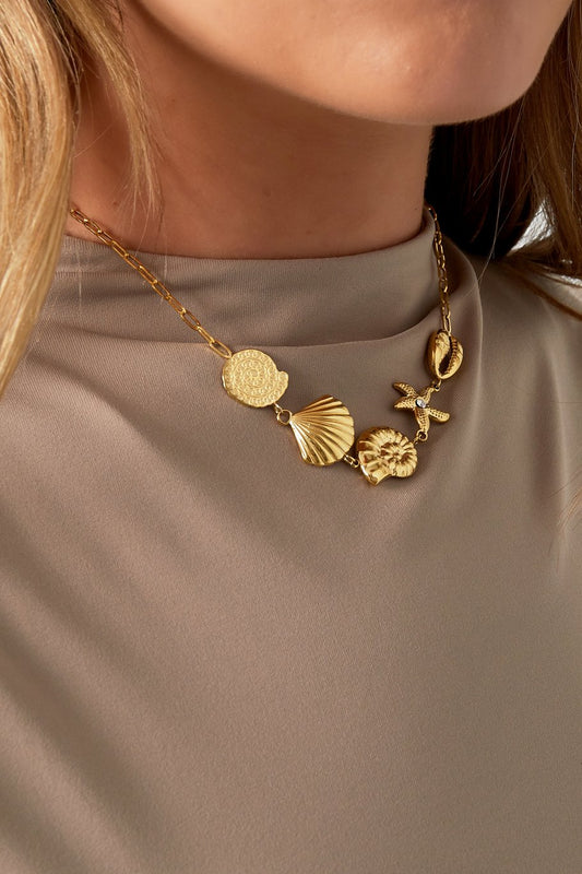 Ketting met schelpen