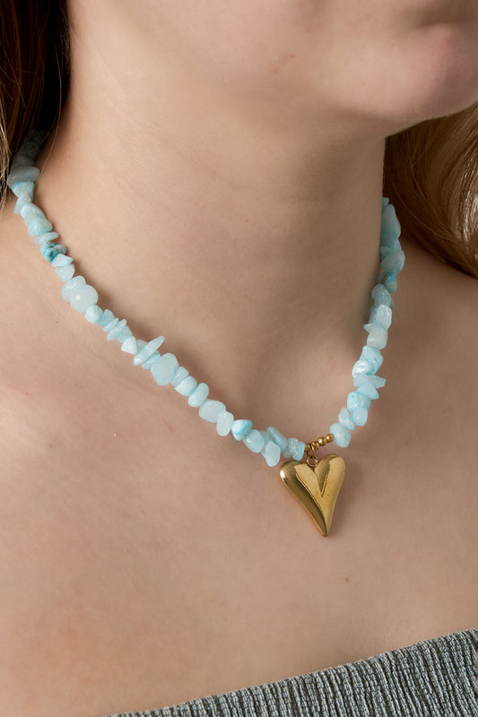 Pärlhalsband med hjärtberlock