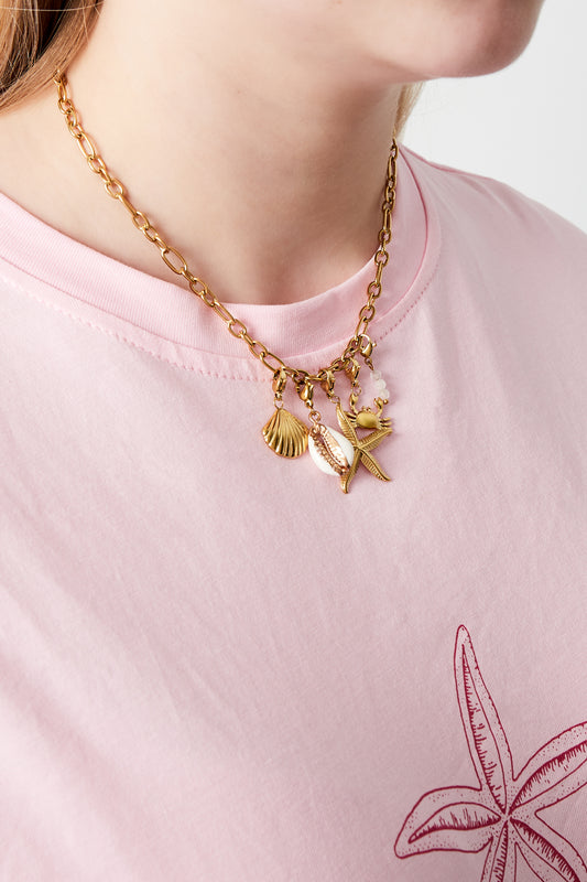 Necklace with beach charms