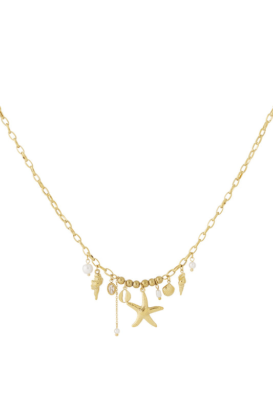 Ketting met bedels en parels