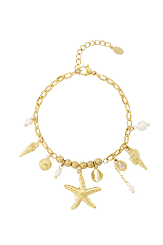 Golden beach charm bracelet with pearls & shells