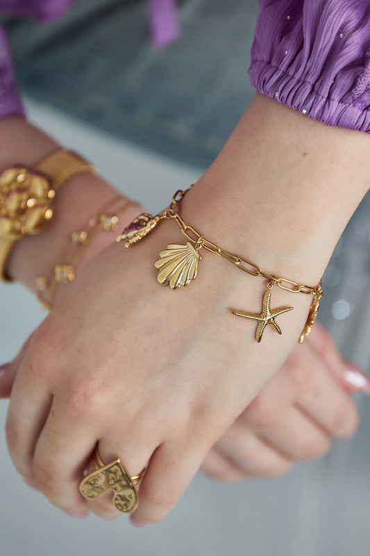 Seaside charm bracelet